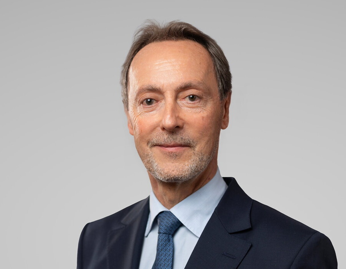<p>Fabrice Brégier*</p>